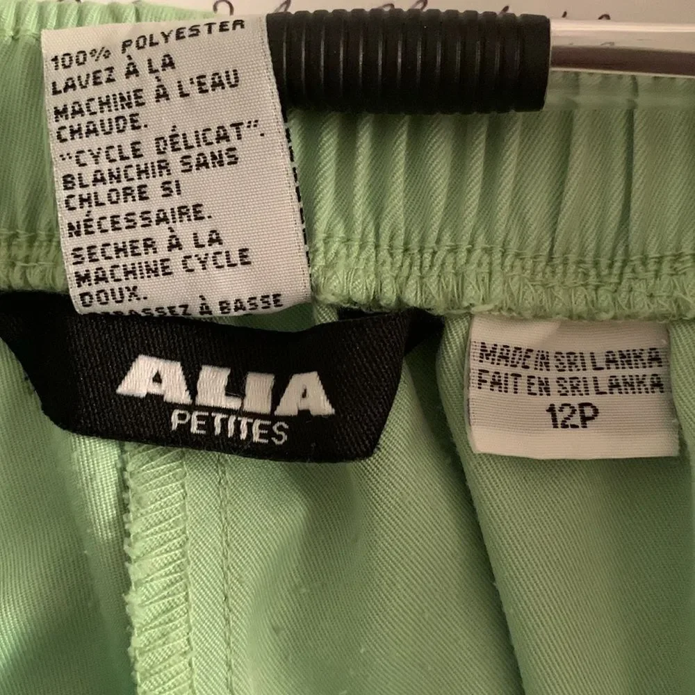 Alia Light Women’s Green Elastic Waist High Rise Pockets Size 12P